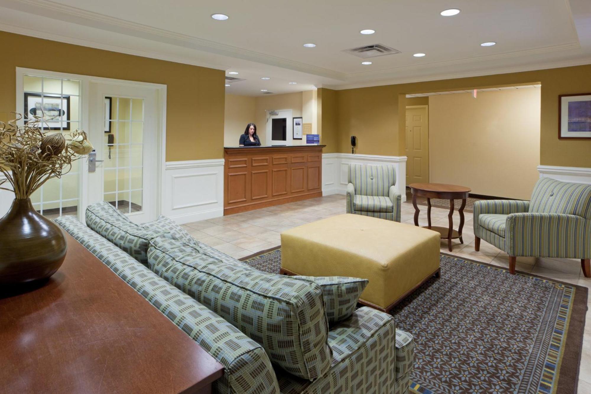 Candlewood Suites Manassas By Ihg Esterno foto
